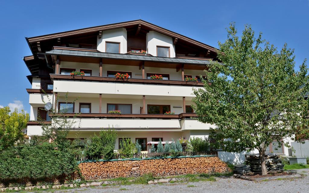 Appartementhaus Kaltenbach-Stumm By Piaunddirk Extérieur photo